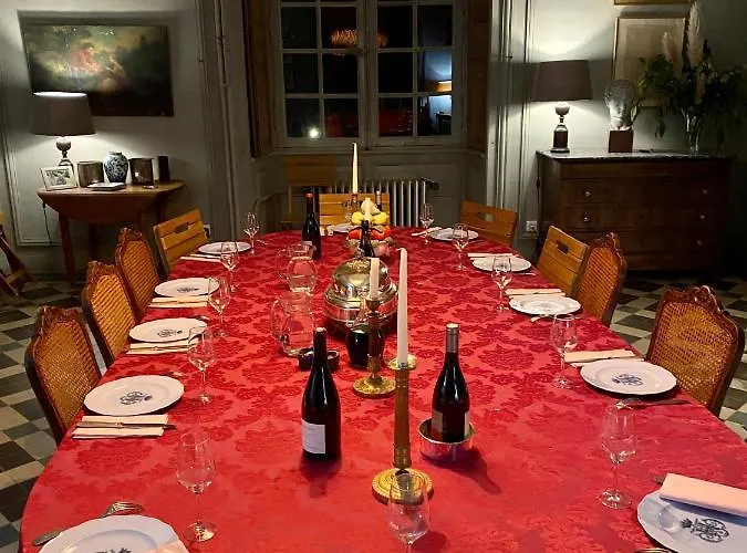 Chateau De Βίλα Moulins-le-Carbonnel